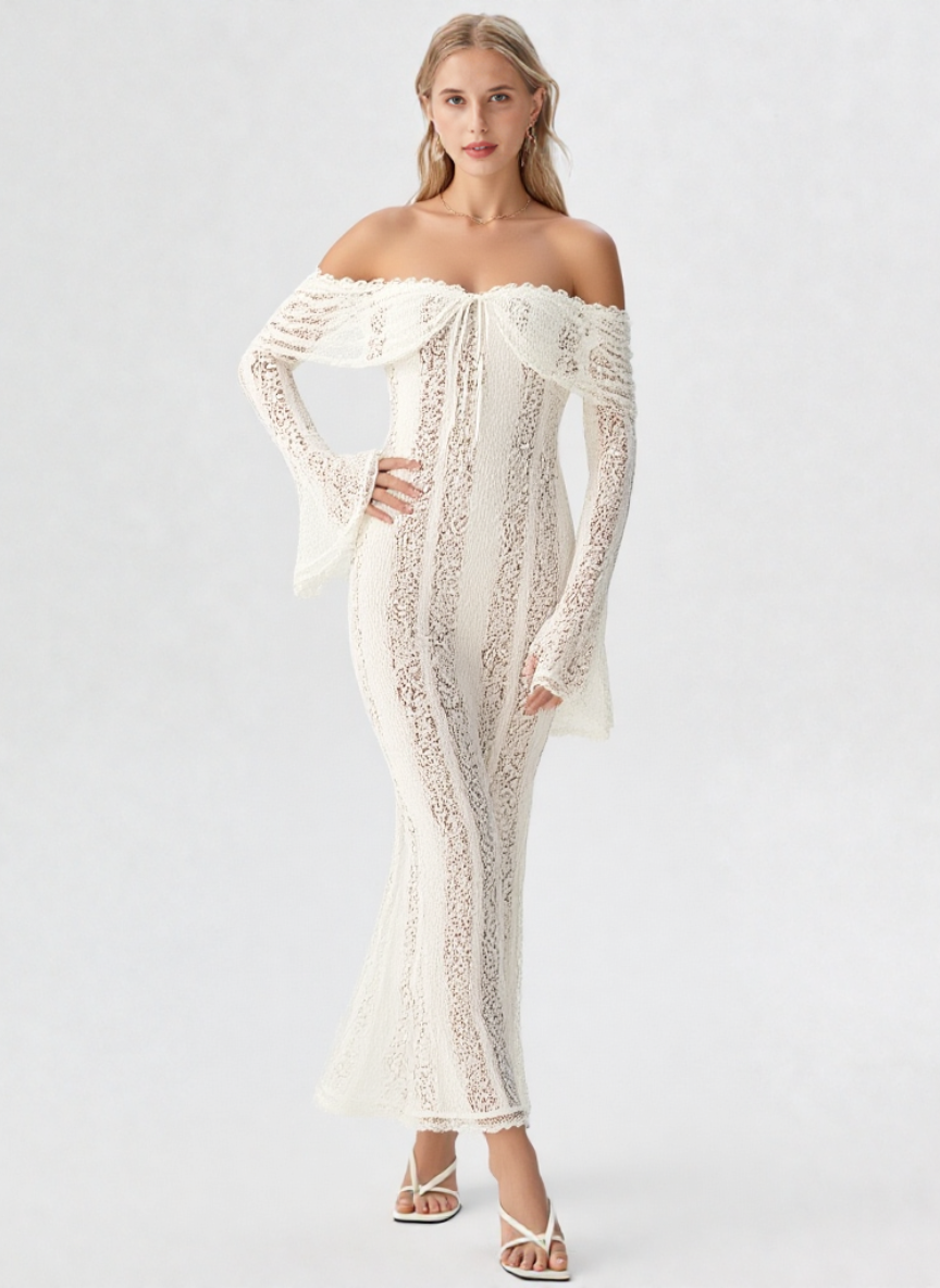 SUNINHEART LACE NOIR GOWN